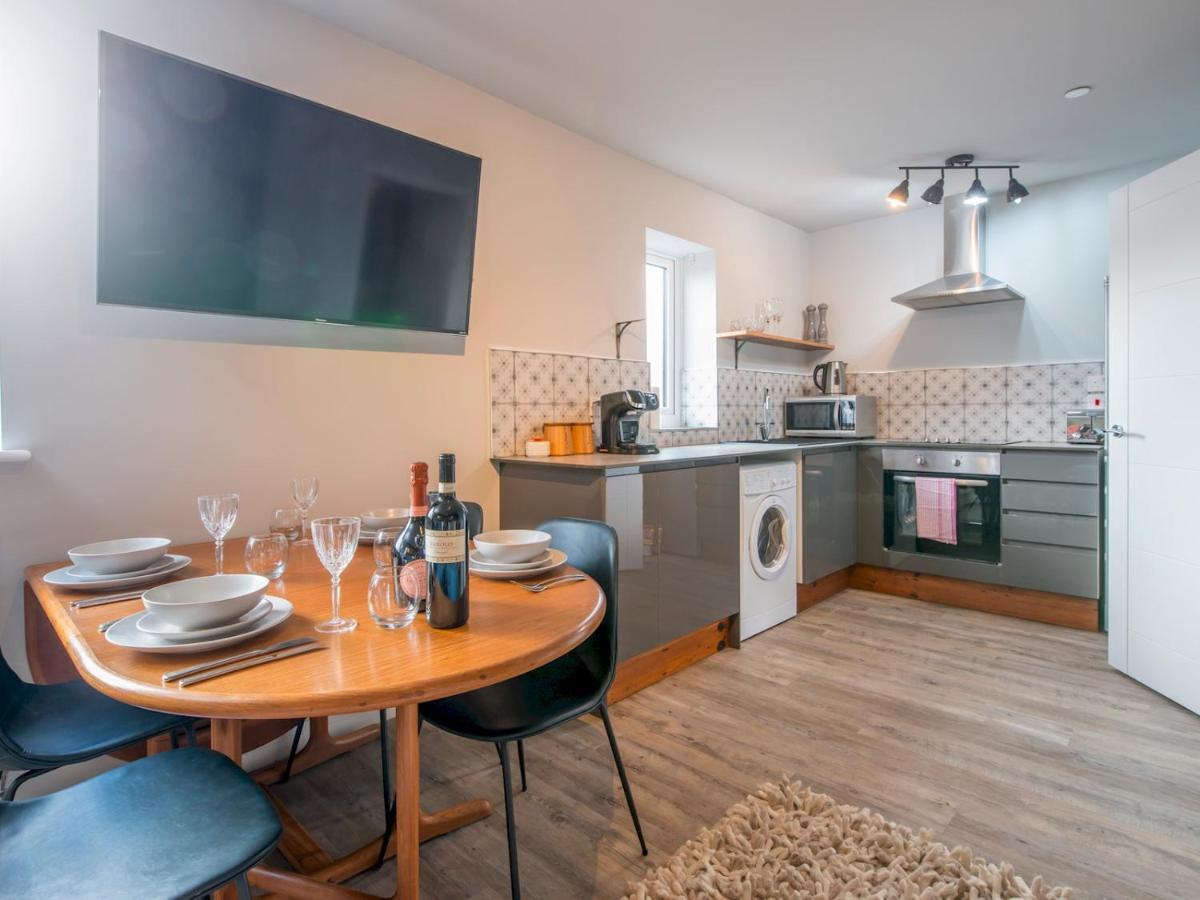Pass The Keys New Stylish & Elegant 2 Bed Apartment In The City! Cardiff Exterior foto