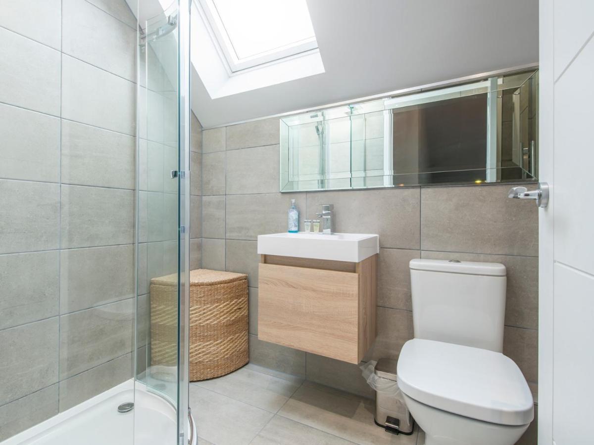 Pass The Keys New Stylish & Elegant 2 Bed Apartment In The City! Cardiff Exterior foto